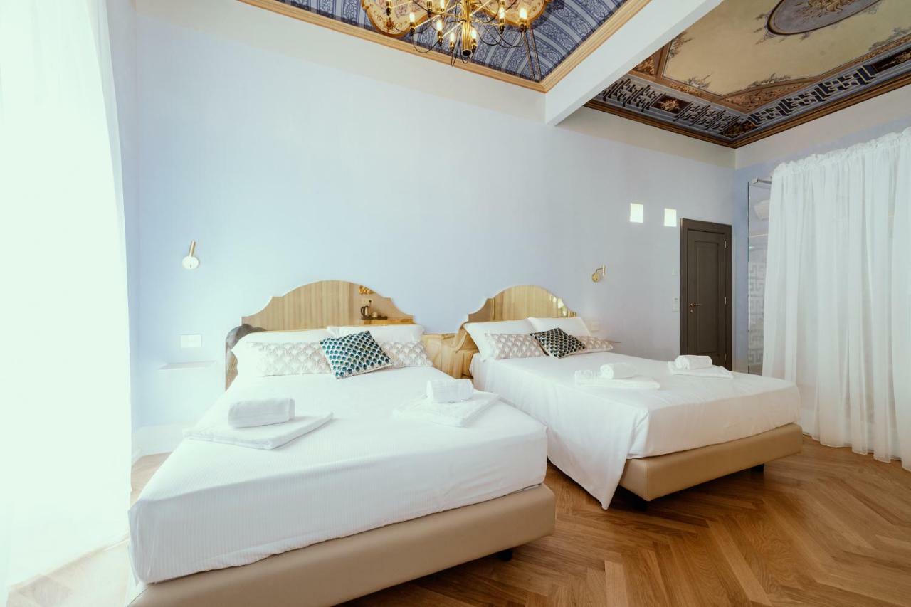 Palazzo Dei Grifoni - Luxury Suites - San Benedetto del Tronto Exterior photo