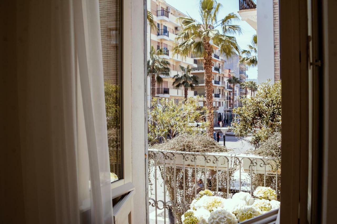Palazzo Dei Grifoni - Luxury Suites - San Benedetto del Tronto Exterior photo
